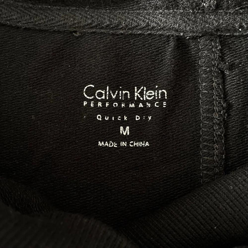 #12 Calvin Klein Performance Edgy Black Hoodie Front Pocket Relaxed Fit Top - Picture 8 of 8